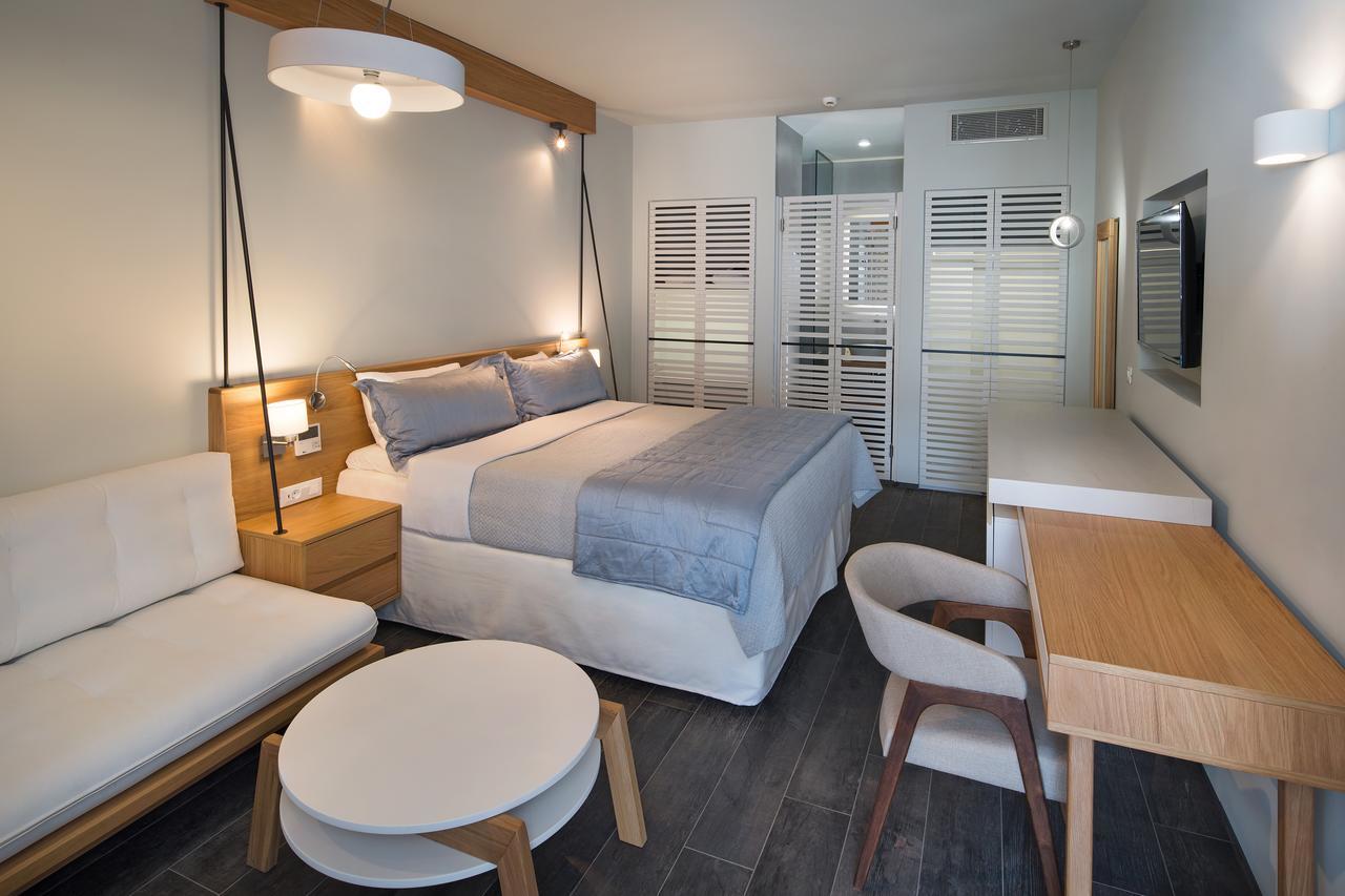 Meltemi Excelsior Suites Периса Екстериор снимка